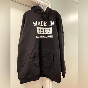 Hanes Black Mens 2XL Hooded Sweatshirt 90% Cotton + 10% Polyester New never worn